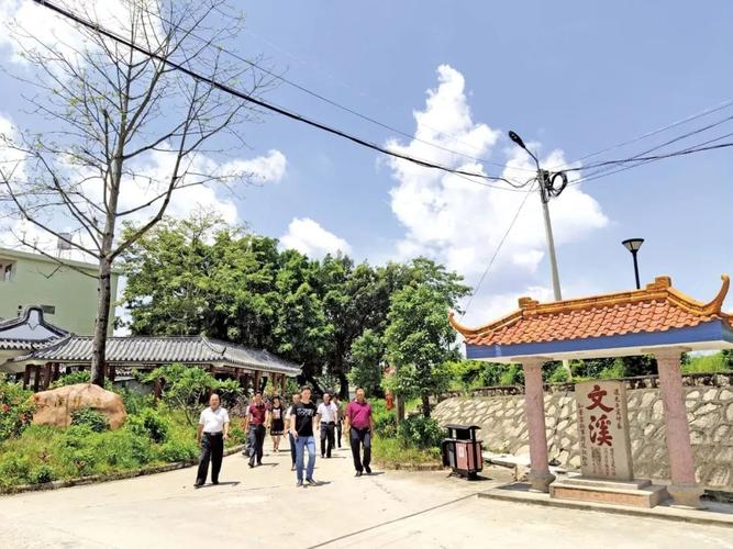 普宁洪阳镇鸣岗村:崇文重教硕果丰 文化之乡美名扬